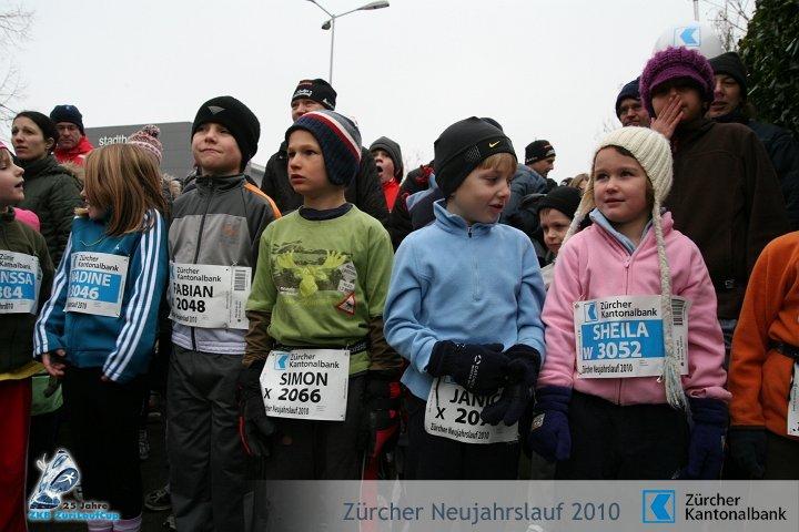 20100109_Zuercher-Neujahrslauf-001-Simon-Start-ZKB.JPG