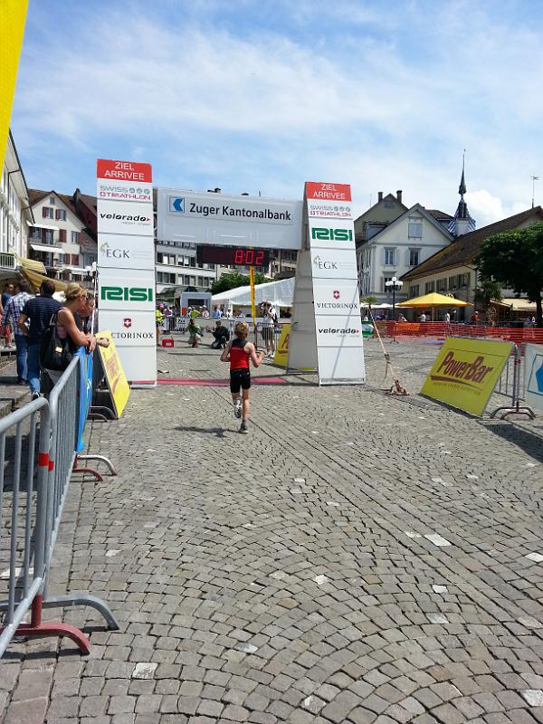 20130608_145202_10.jpg - Simons erster Start am Zytturm Triathlon der wegen kühlen Wasser für die Schüler ein Duathlon war.