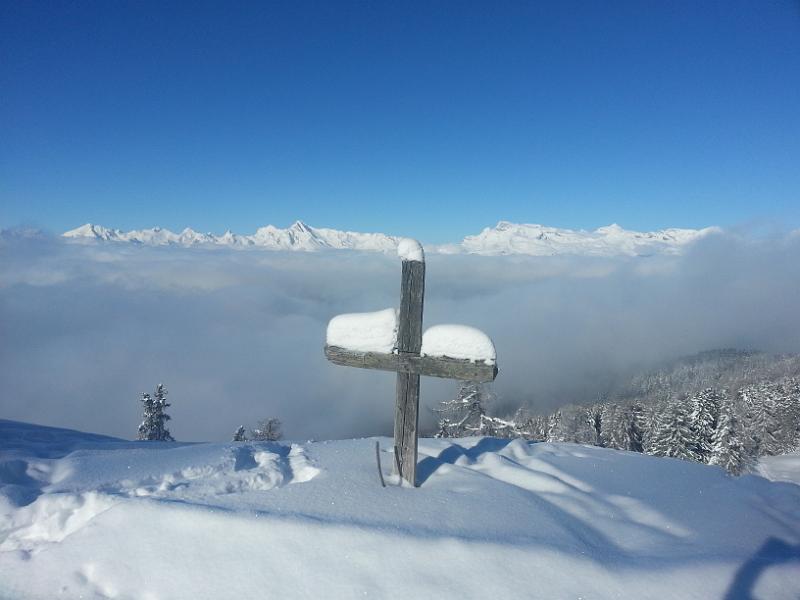 20130213_100743.jpg - Und wieder eine Skitour ob dem Nebel