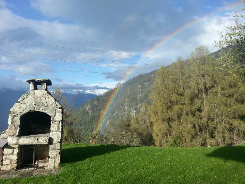 20130510_190253.jpg - Regenbogen bei Chalet