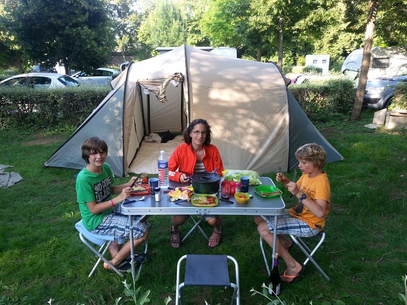 20130705_192120.jpg - 5.7. Camping Dijon