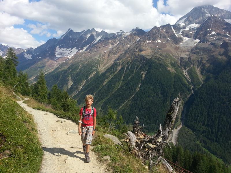 20130823_154926.jpg - 23.8. Wandern auf dem KLötschntaler Höhenweg