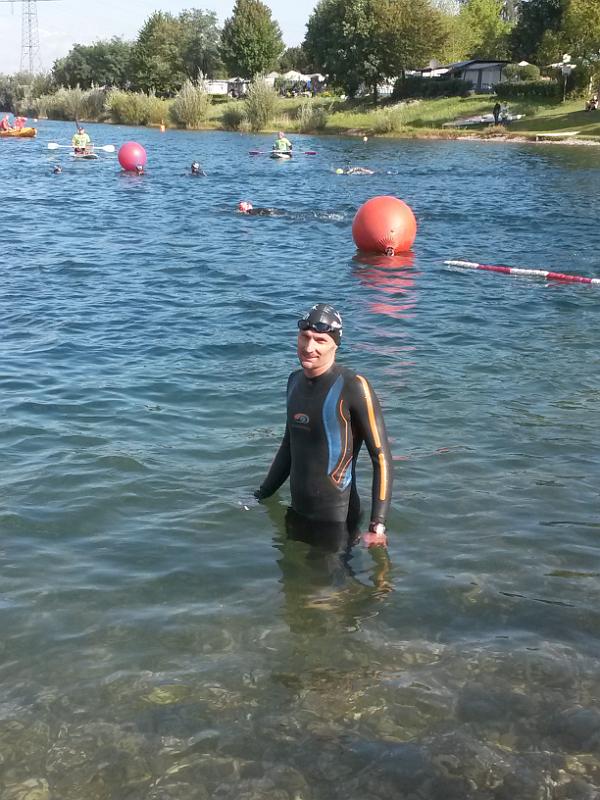 20140824_095336.jpg - 24.8. Vor dem Start des Breisgau Triathlon