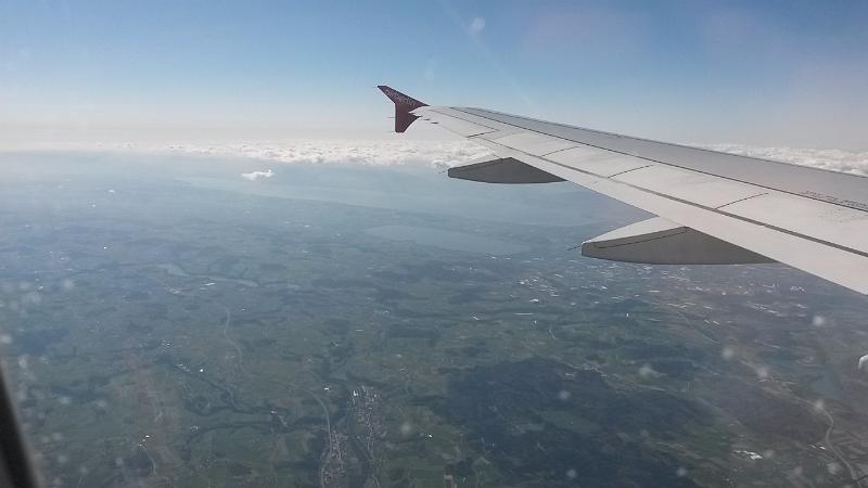 20140414_161613.jpg - 14.4. Heimflug von Mallorca über dem Seeland