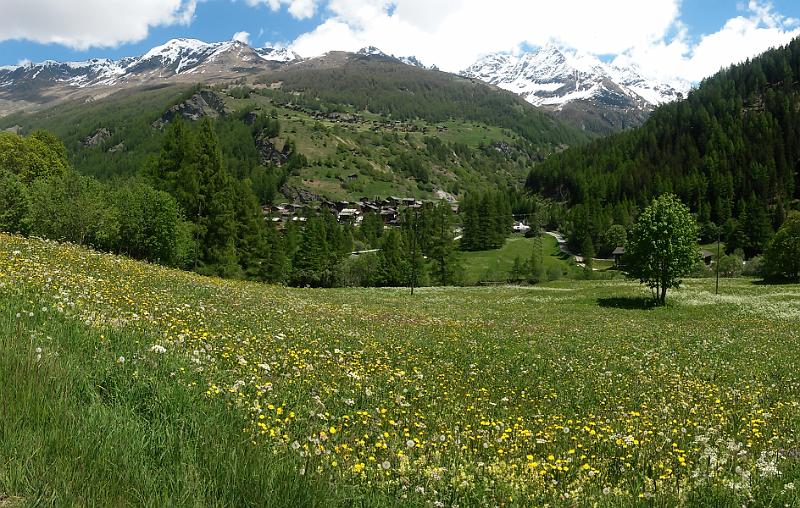 20140531_135910.jpg - 31.5. Radtour ins VAl d'Hérens - Aussicht auf Les Hauderesl