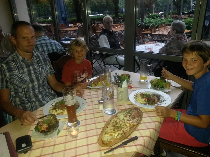20140721_194409.jpg - 21.7. Bräuhaus in München