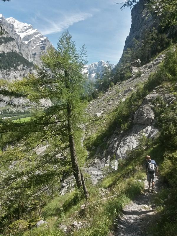 20140817_134612.jpg - 17.8. Gasterntal - Wanderung Gemmi-Sunnbüel-Gasterntal-Kandersteg mit Joel