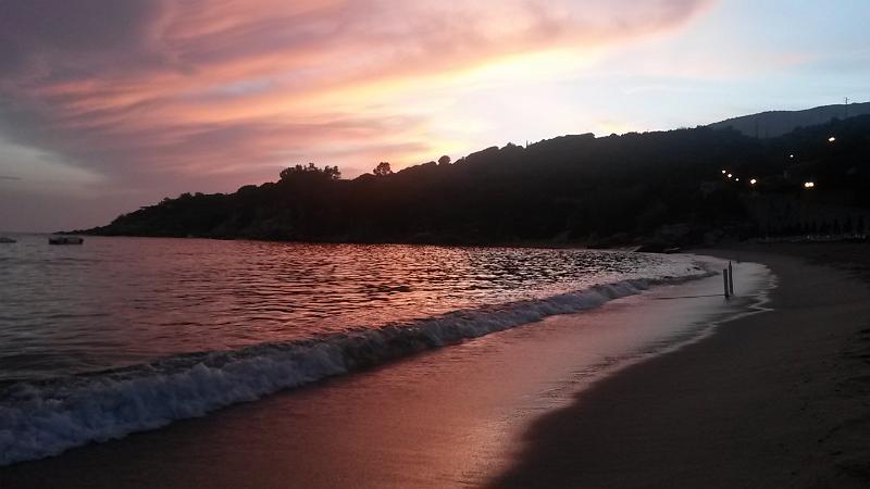 20140921_192921.jpg - 21.9. Abendstimmung auf Elba