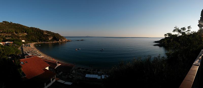 20140926_182258.jpg - 26.9. Abendstimmung in Cavoli mit Monte Christo