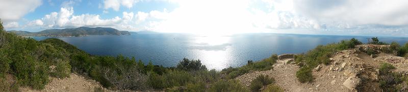 20140929_110213.jpg - 29.9. Wanderung zum Capo Poro und Marina die Campo