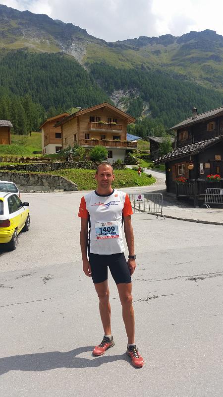 20150809_132542.jpg - 9.8. Im Ziel Sierre-Zinal: 3:31:34, 140 Overall, 33. Senior 1 und 9 Minuten schn eller als im Vorjahr