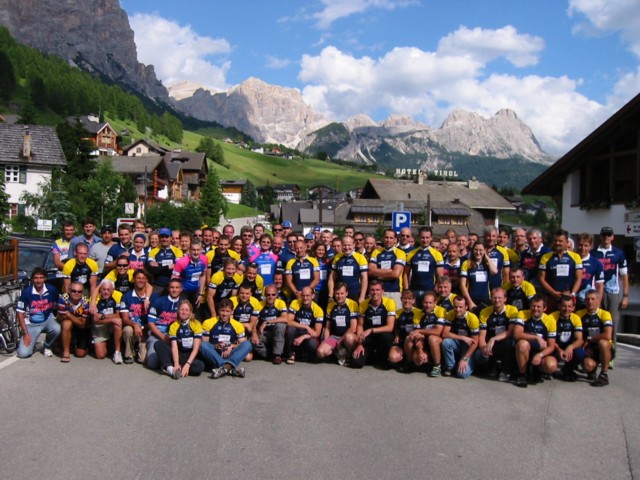 Dolomites race team photo large